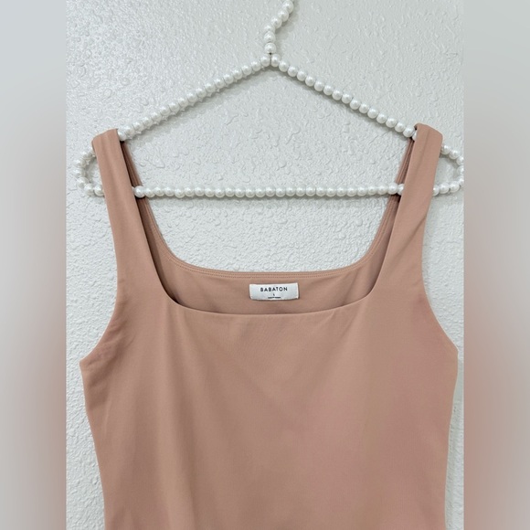 Aritzia Babaton Contour Deep Taupe Sleeveless Square Neck Bodysuit Sz L - Picture 3 of 6
